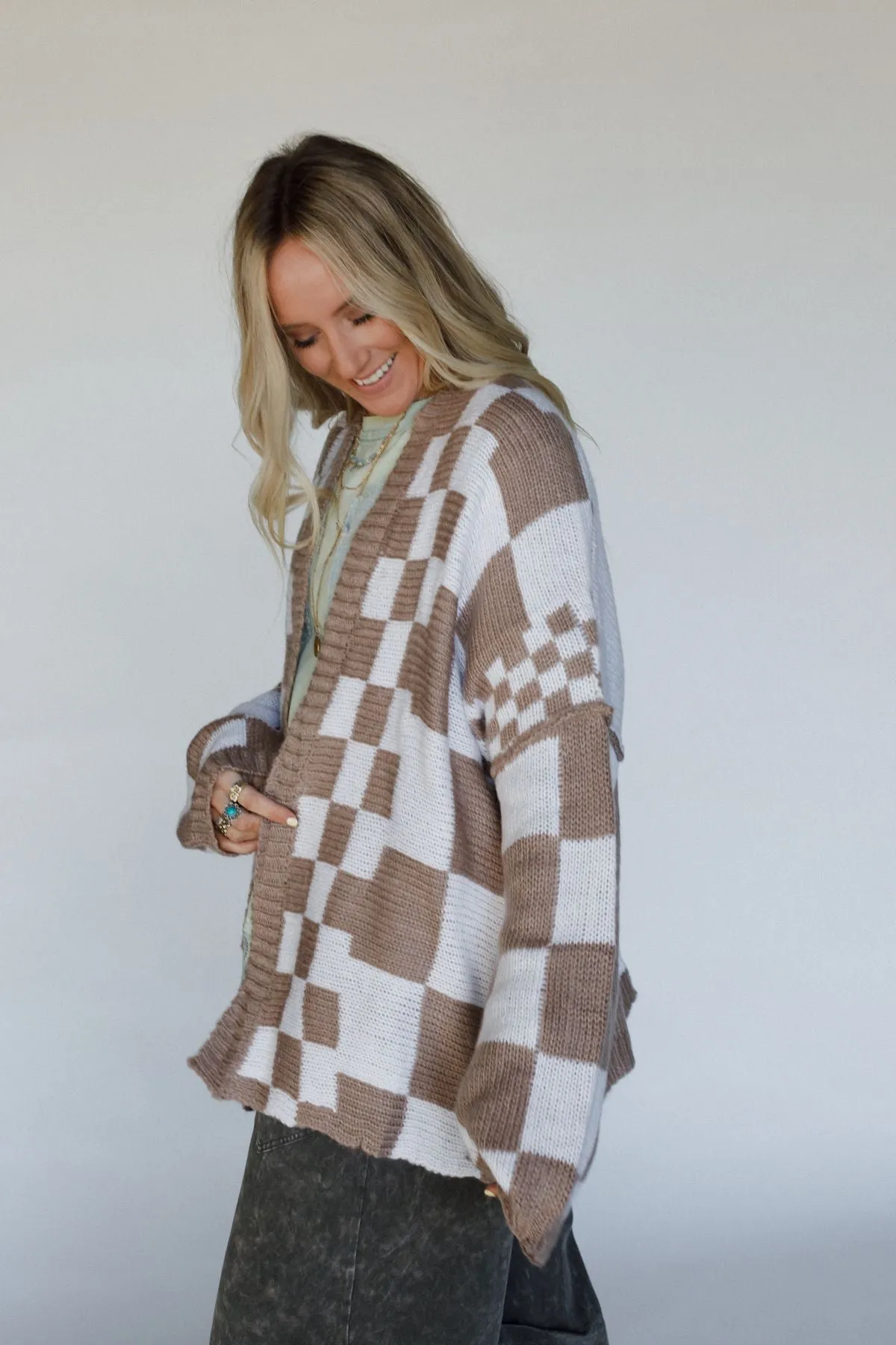 Archer Checkered Cardigan - Mocha