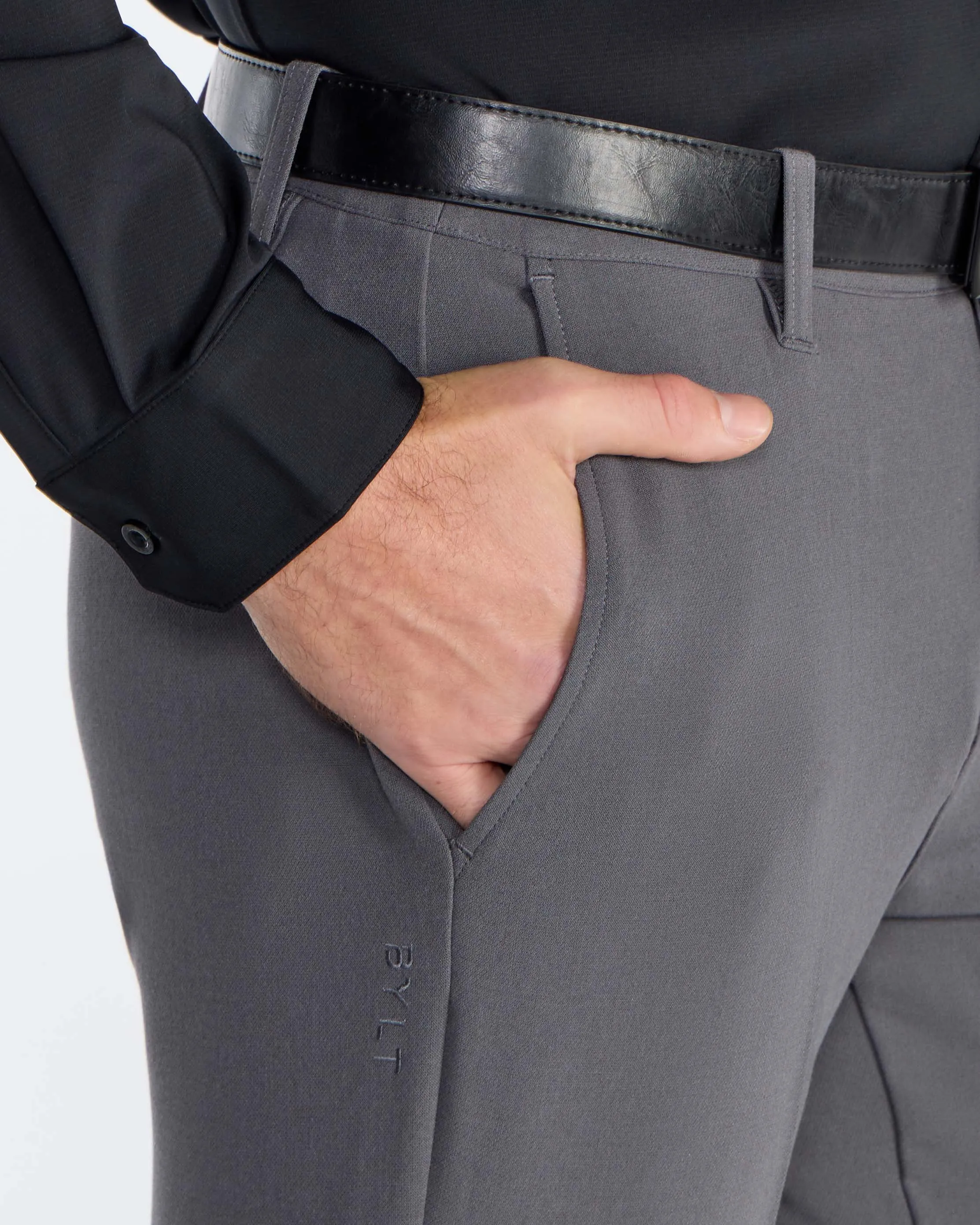 Executive Pant 2.0 - Straight Fit