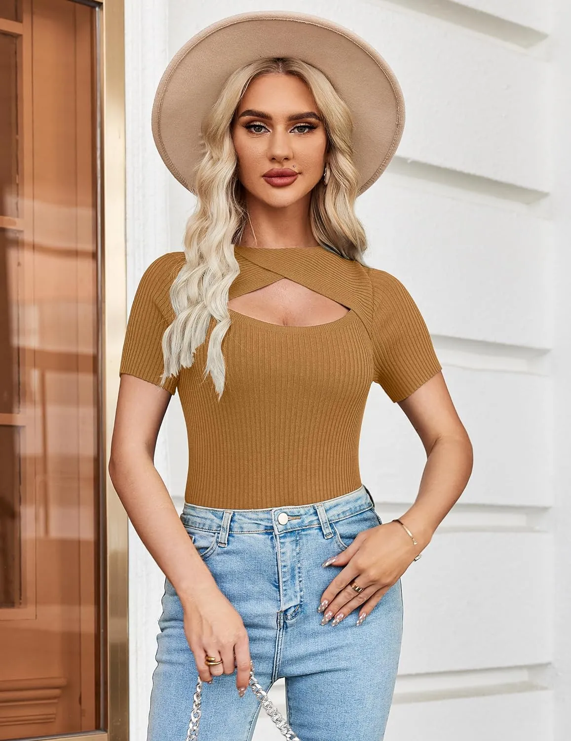 Zeagoo Womens Short Sleeve T Shirts 2024 Summer Casual Knit Slim Fit Trendy Basic Cute Sweater Tops